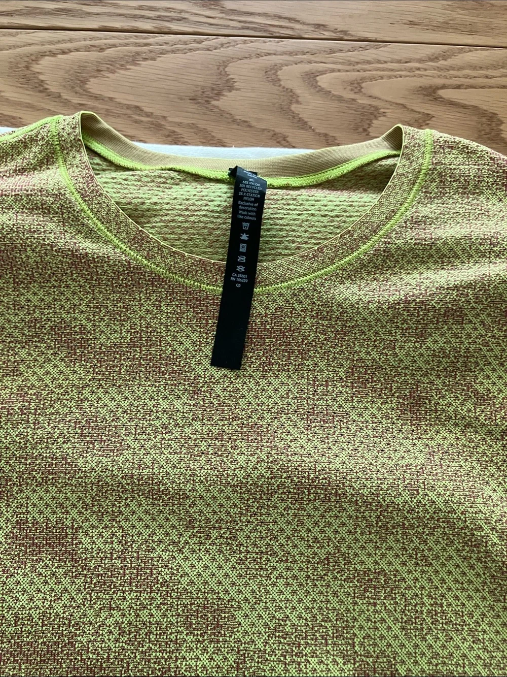 lululemon athletica Men’s Long Sleeve Tee in Lime Green with Rust Speckle